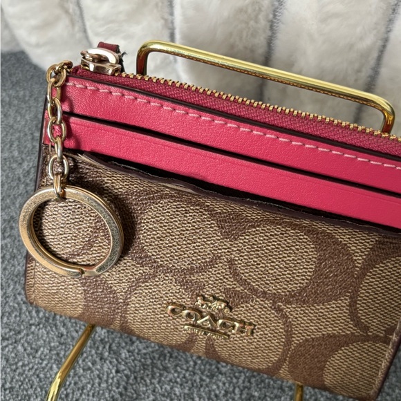 Coach Mini Skinny Id Case In Signature Canvas NWT - Picture 8 of 8